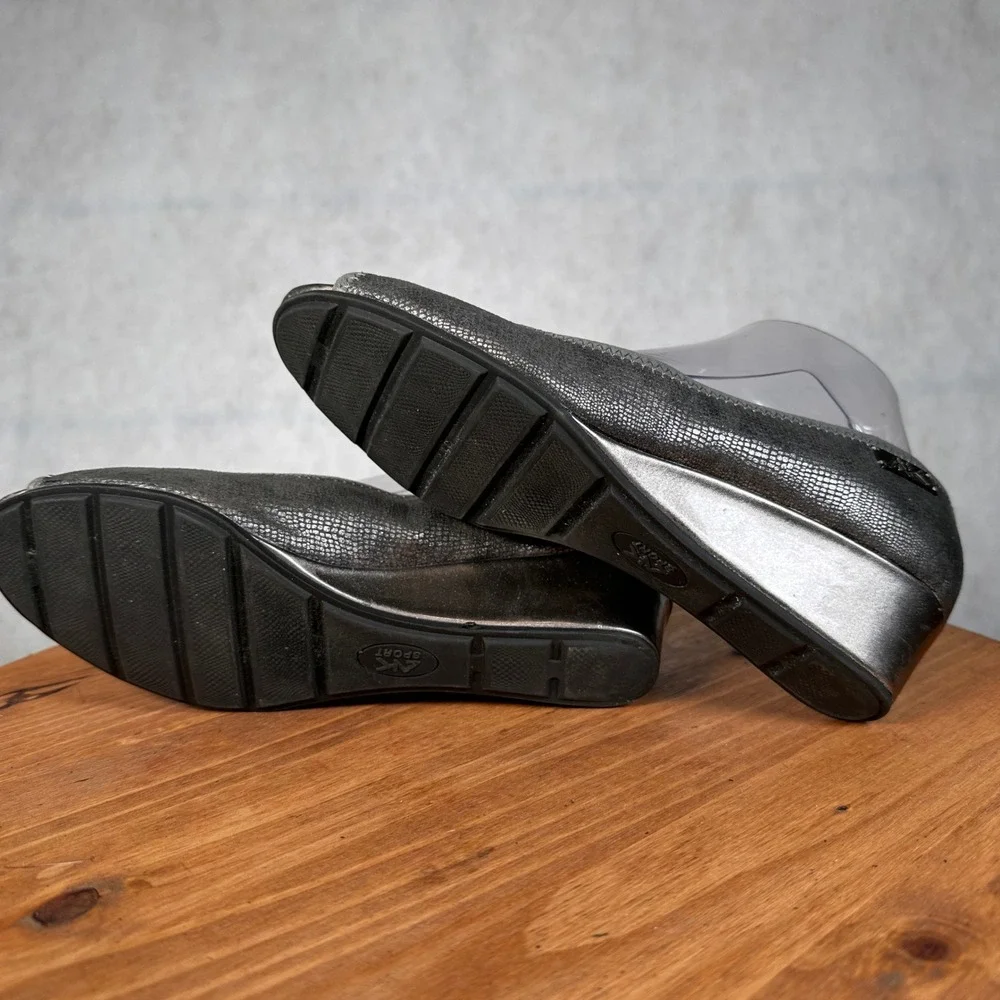 Anne Klein Sport Wedge Heels Womens 8M Pewter Good Snakeskin Peep Toe Shoes